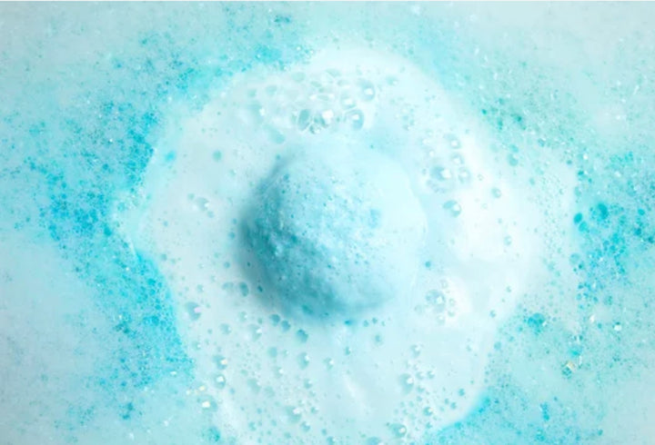 Mermaid Kisses Summer Coconut & Lime Bubble Bath Bomb