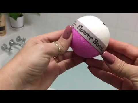 A quick FlowerBomb Bath Bomb Demo for our first YouTube EVER... Bomd Bubble Bath 