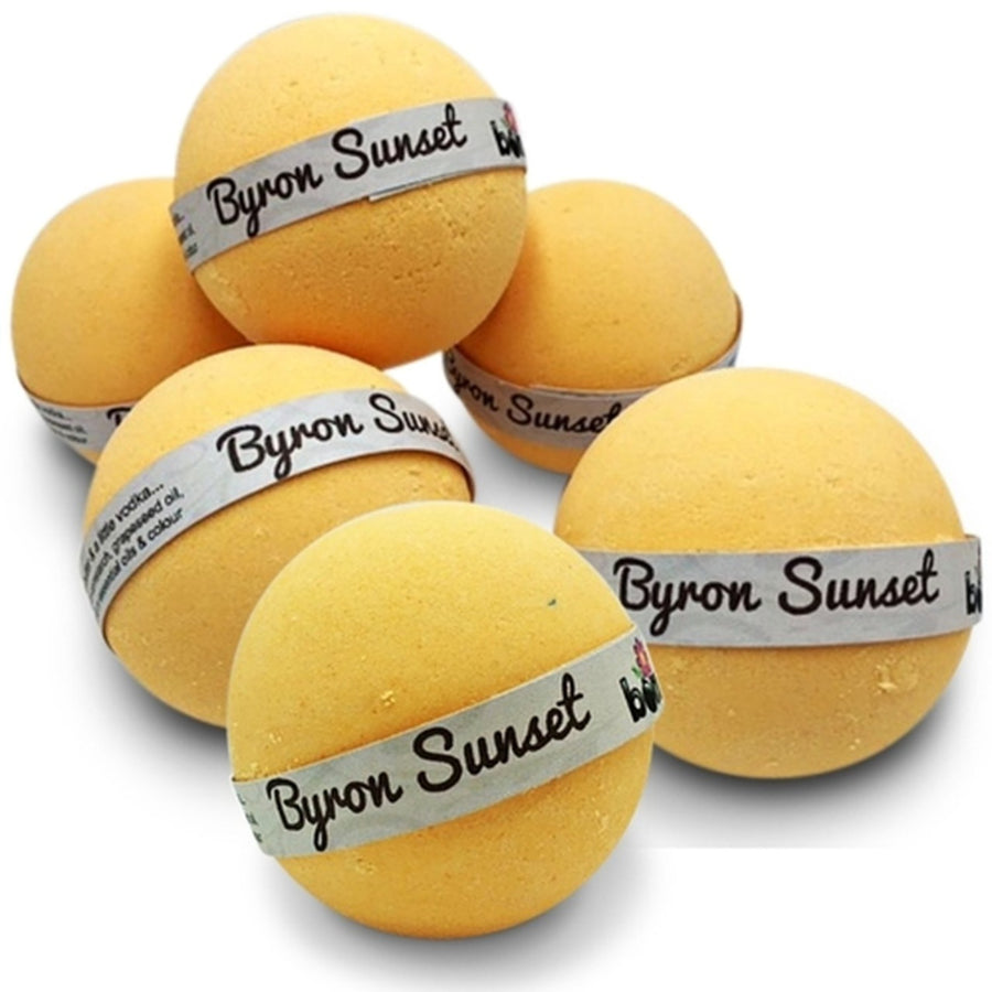 Sunset Bubble Bath Bomb Set of 6 in Beautiful Tropical Fragrance & Moisturising Butters & Oils By Bomd Body