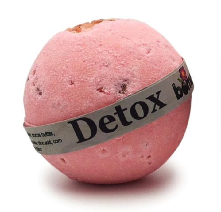 The Bath Bomb Body Soak Set includes Luxury Bath Bombs and Bubble Salt Body Soak