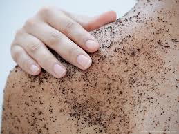 Easy To Use Fast Results Coffee Body Scrub with Coconut Oil Original Warm Vanilla Blend 200gm pack